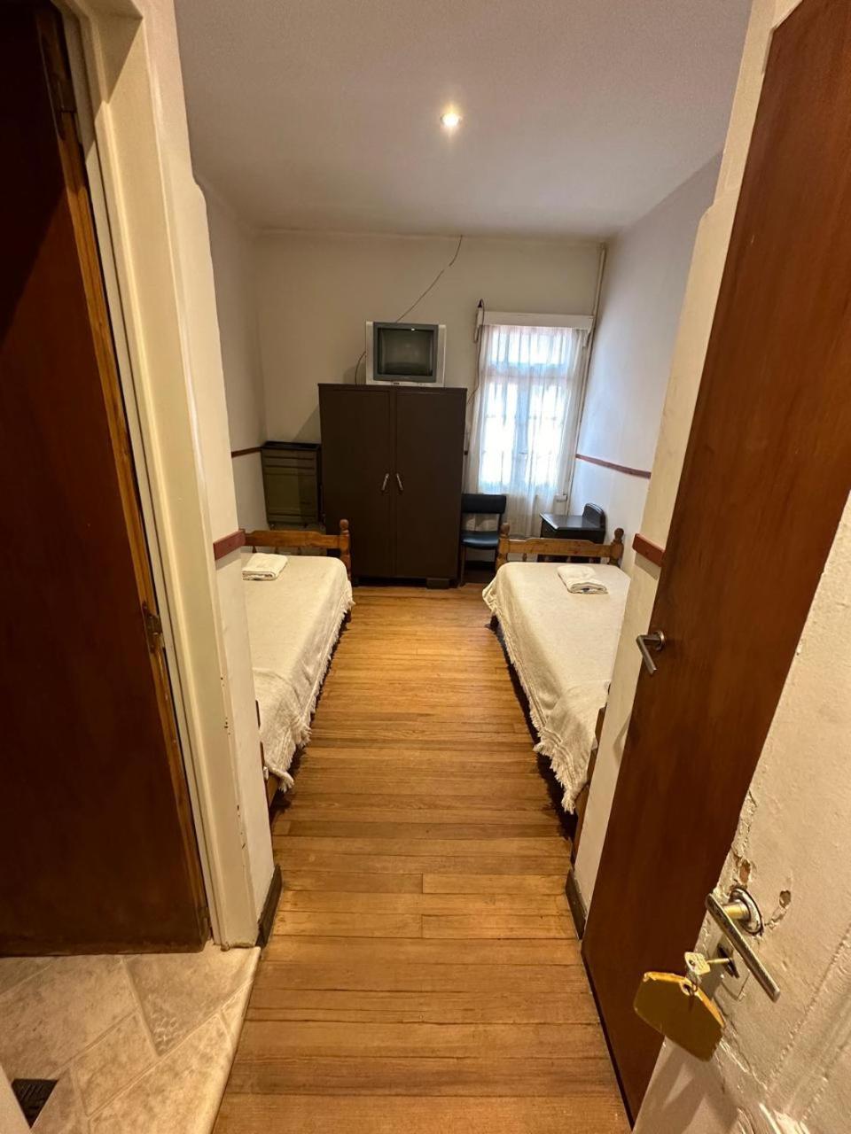 Hotel Paris Rio Gallegos Luaran gambar