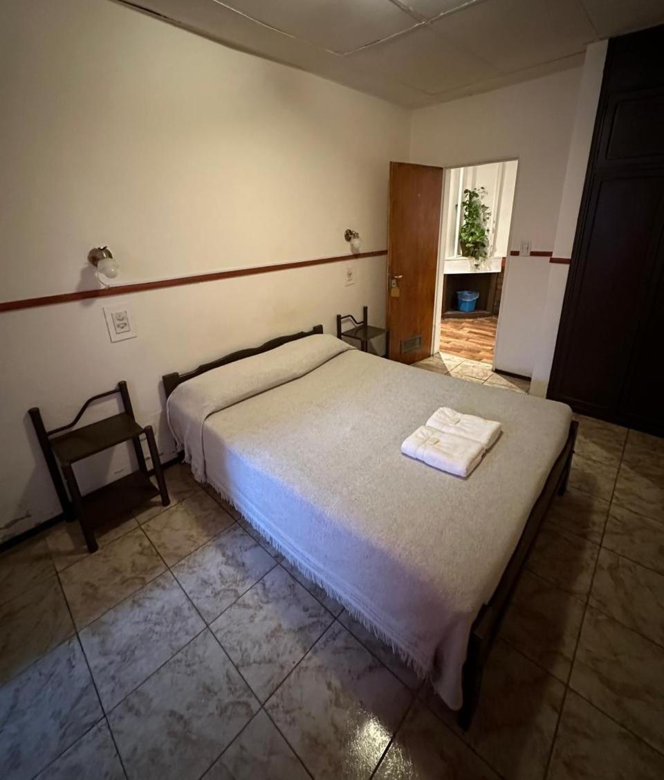 Hotel Paris Rio Gallegos Luaran gambar