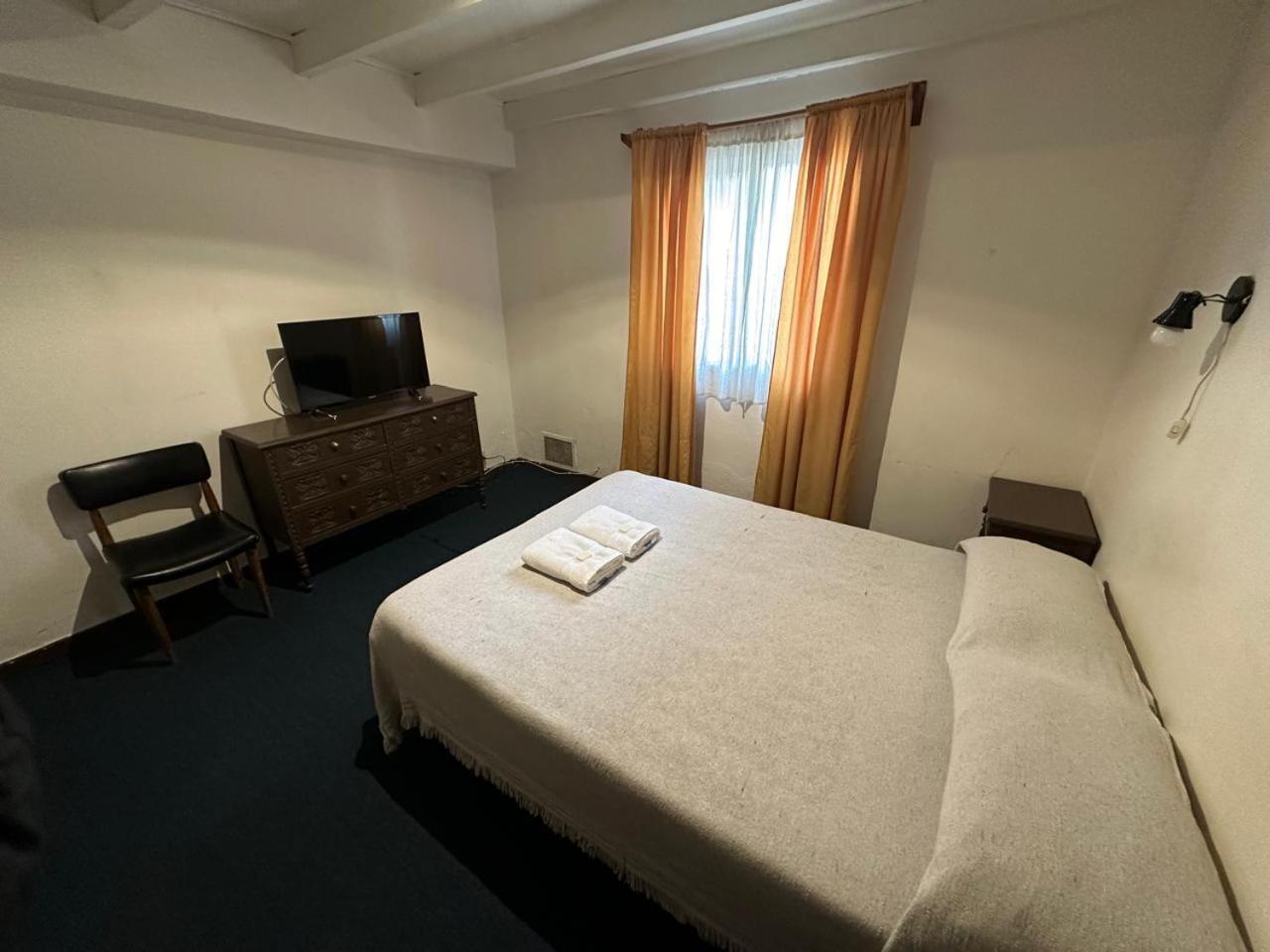 Hotel Paris Rio Gallegos Luaran gambar